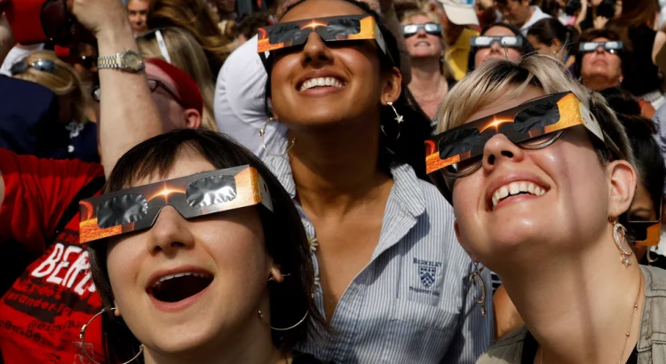 Este fin de semana, un Eclipse Solar iluminara los cielos en Miami