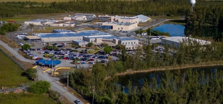 Cubano que vivió 60 años en Estados Unidos muere bajo custodia de ICE en el Centro de Detención de Krome
