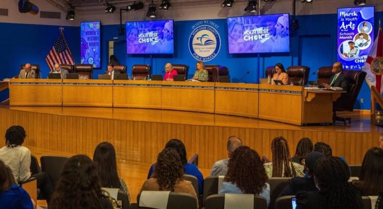 Escuelas de Miami-Dade perderán millones tras cancelación de subvenciones federales