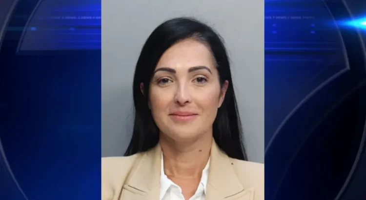 Ex asistente ejecutivo acusado de malversar más de $600 mil de una empresa de Miami