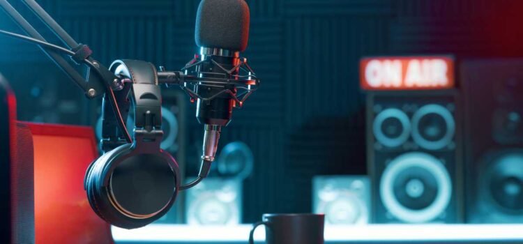 Histórica emisora de radio en Miami despide a todos sus empleados