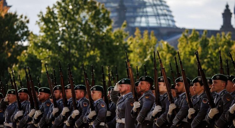 Alemania aprueba proyecto de ley para hacer más “atractivo” el servicio militar