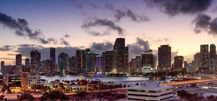 Miami supera a Nueva York como el lugar más costoso para disfrutar de una cena en Estados Unidos