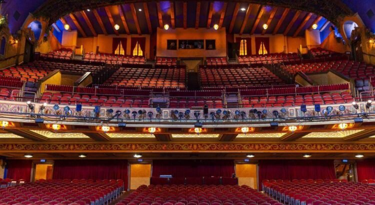 Miami aprueba venta del histórico Teatro Olympia a escuela chárter