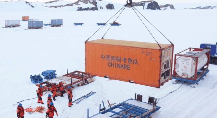 China parte hacia la Antártida en busca de pistas sobre el cambio climático China parte hacia la Antártida en busca de pistas sobre el cambio climático