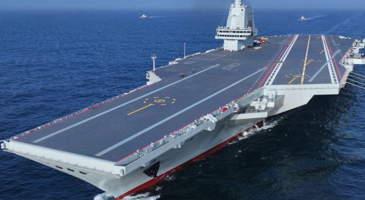 China pone en servicio su tercer portaaviones operativo China pone en servicio su tercer portaaviones operativo