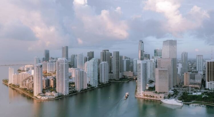 Un frente frío récord golpea a Miami